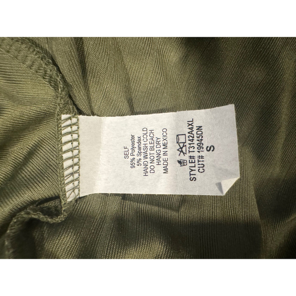 White Birch Olive Green Ribbed Wrap Top NWOT, Sz XL - Picture 8 of 8